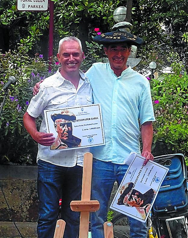 Xabier Euzkitze eta Ibai Esoain, bi sarituak. 