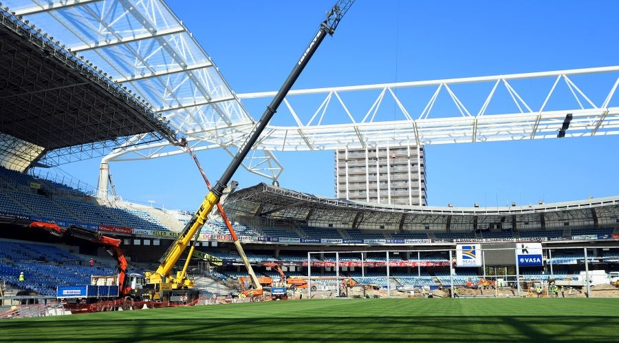 El campo de la Real Sociedad continúa afinando su puesta a punto para estar en las mejores condiciones para el próximo partido.