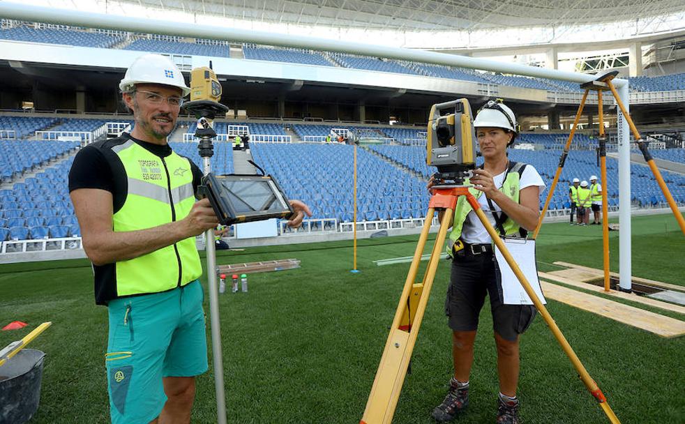 Nuevo Anoeta: Colocación y medición de las portarías. Foto: Ariozmendi