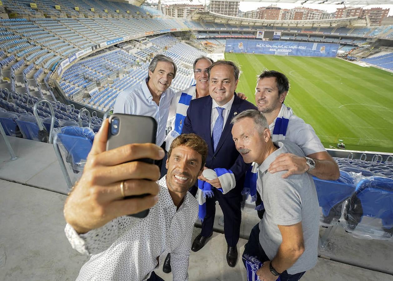 Arconada, Larrañaga, Rekarte, Prieto y Gorriz avalan el nuevo hogar txuri-urdin