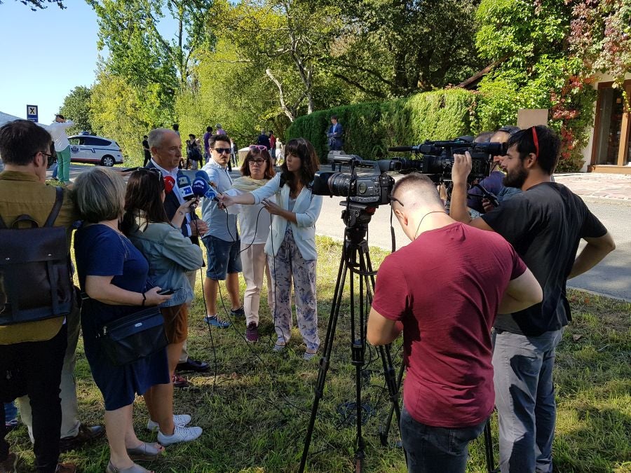 Emocionado reconocimiento de todos los partidos al policía nacional Antonio Cedillo, asesinado por ETA en Errenteria
