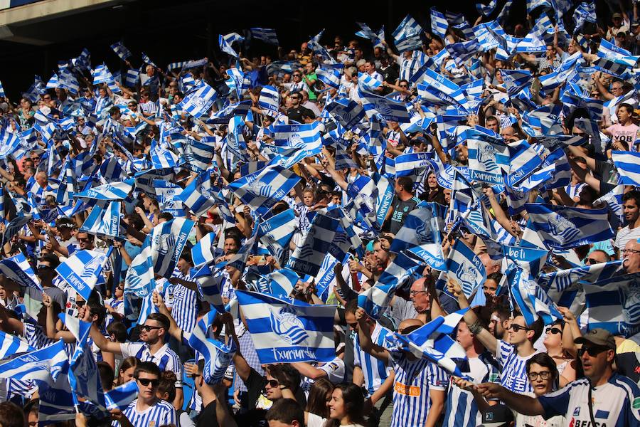 Casi 29.000 aficionados han llenado las gradas del nuevo ANoeta en su estreno