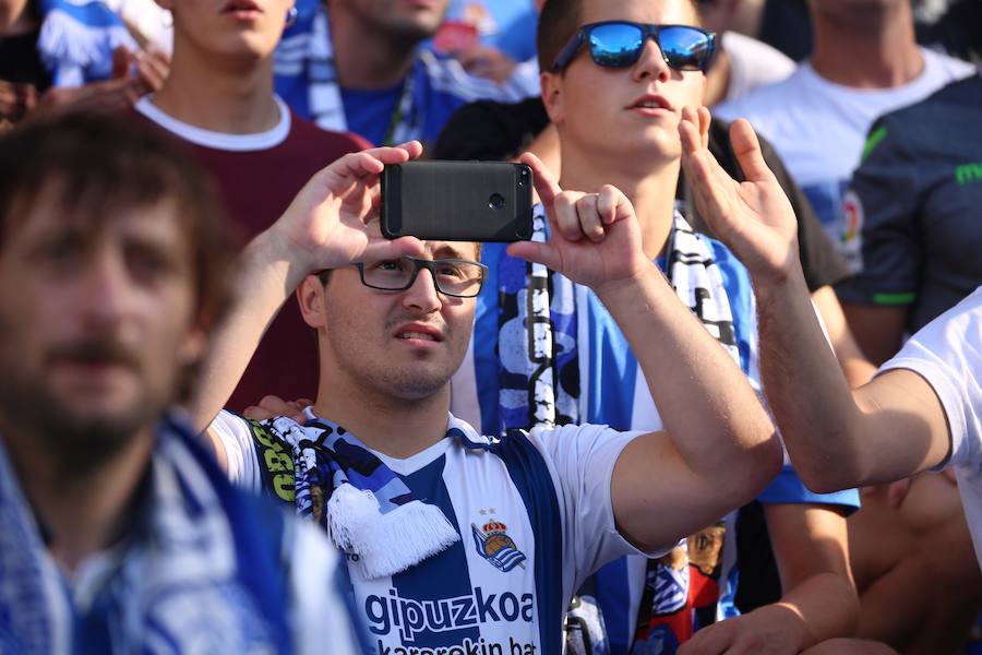 Casi 29.000 aficionados han llenado las gradas del nuevo Anoeta en su estreno