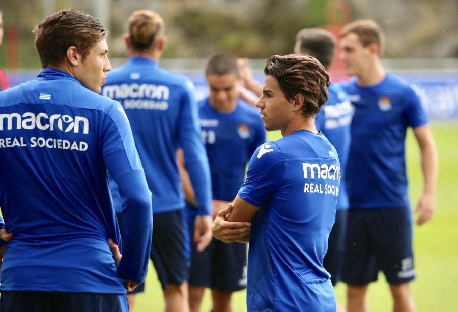 Entrenamiento de la Real Sociedad que este martes recibe al Rayo Vallecano en Anoeta. 