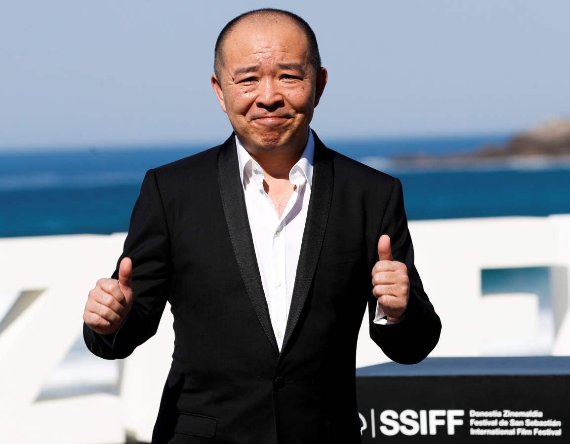 El director Jie Liu y los actores Jingfei Guo y Mi Yang, antes de la presentación este jueves de su película «Bao bei er», que compite en la sección oficial del la 66 edición del Festival Internacional de Cine de San Sebastián. 