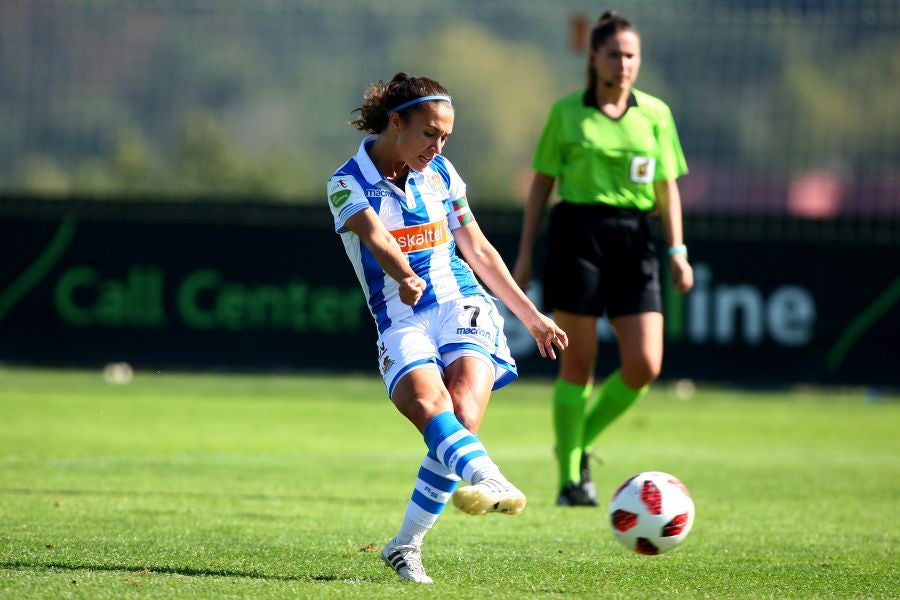 La Real ha vencido al Sevilla 2-0 este mediodía en Zubieta y es segunda en la clasificación con tres triunfos, un empate y cero derrotas.