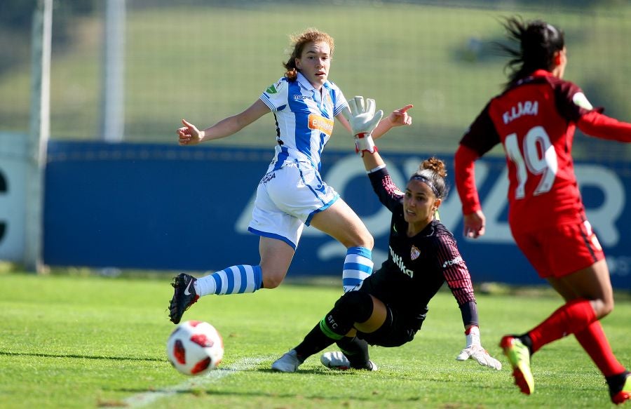 La Real ha vencido al Sevilla 2-0 este mediodía en Zubieta y es segunda en la clasificación con tres triunfos, un empate y cero derrotas.