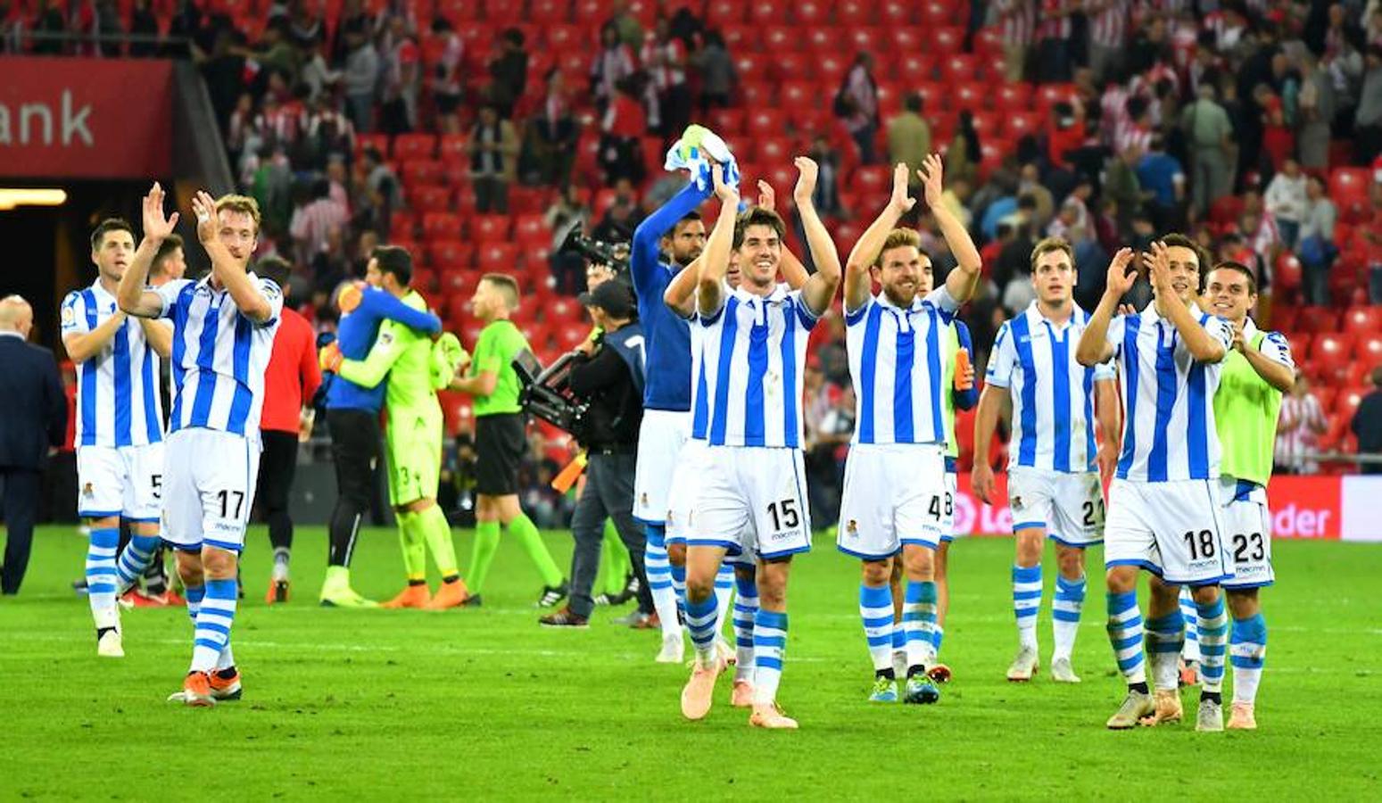 Derbi vasco disputado este viernes en San Mamés, que la Real se llevó con goles de Oyarzabal (2) y Sangalli