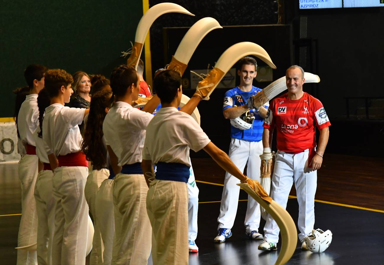 Galarreta despidió con una gran ovación al mejor remontista de la historia