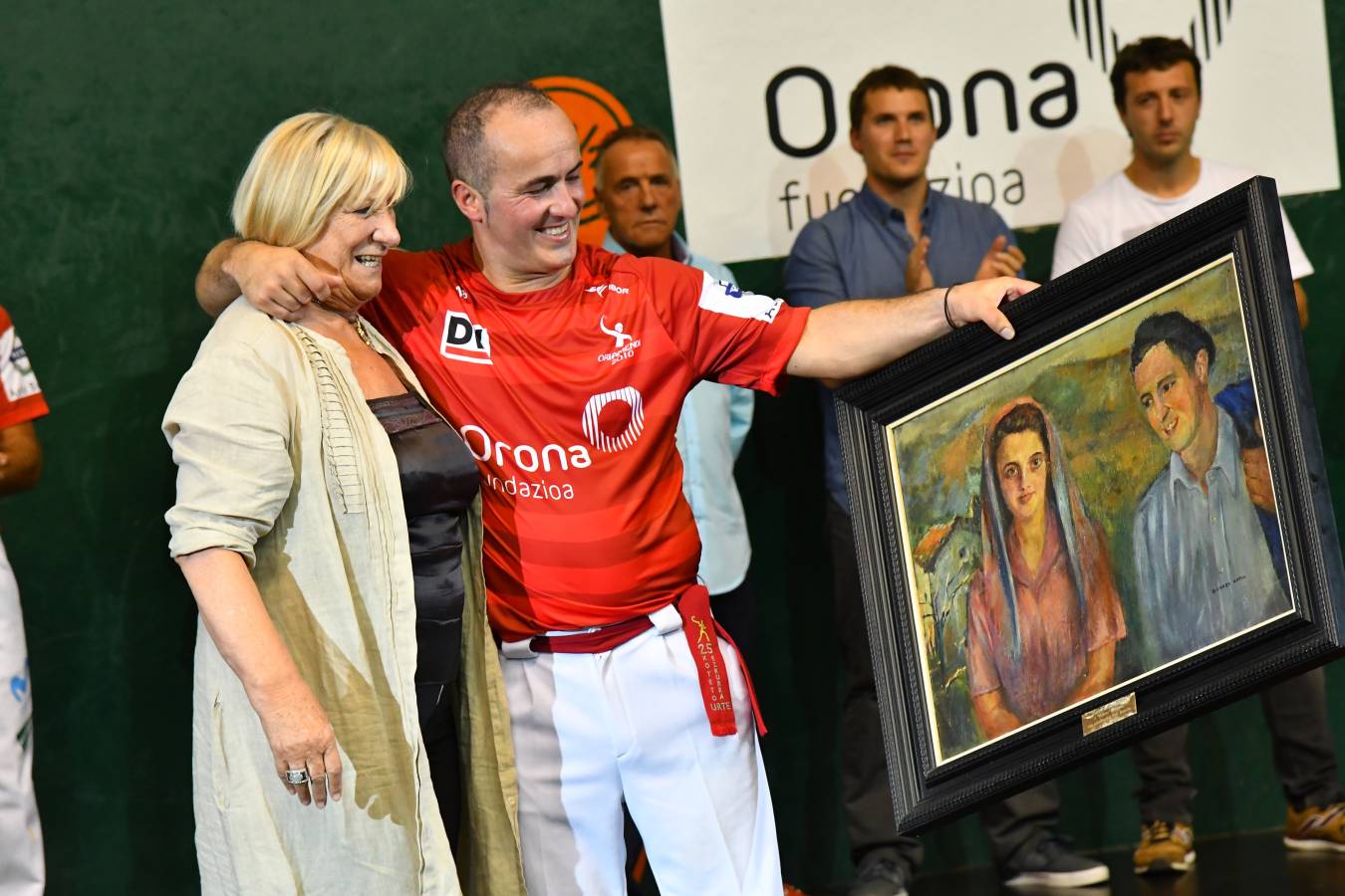 Galarreta despidió con una gran ovación al mejor remontista de la historia