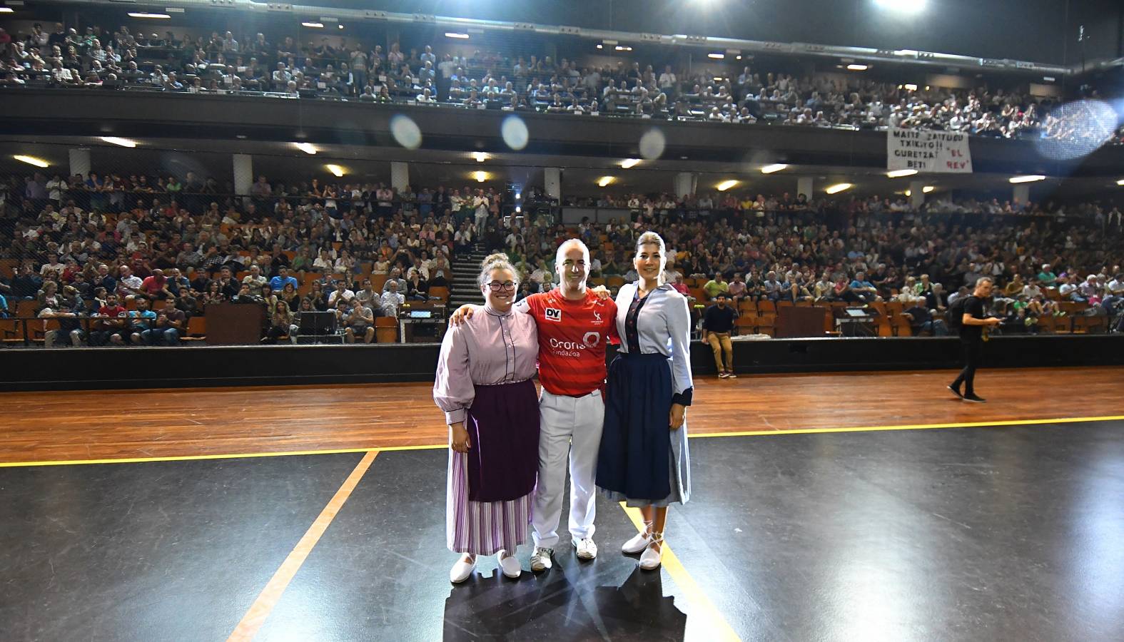 Galarreta despidió con una gran ovación al mejor remontista de la historia