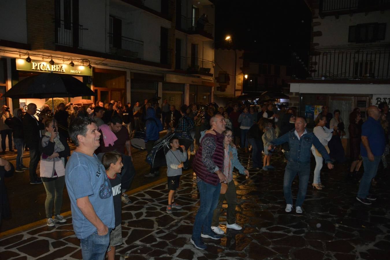 Galarreta despidió con una gran ovación al mejor remontista de la historia