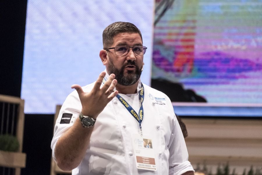 El chef Juan Mari Arzak ha recibido el Premio Homenaje en la jornada inaugural de San Sebastian Gastronomika