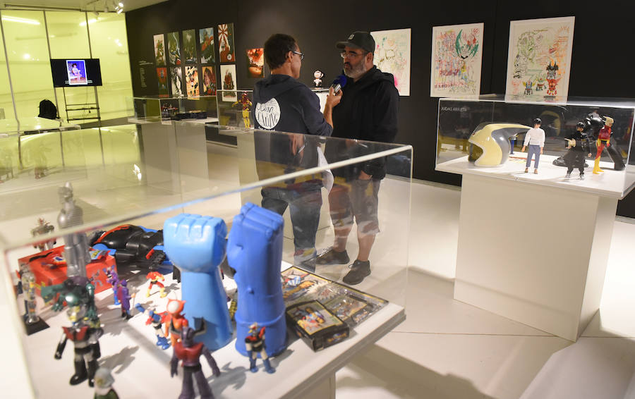 La Casa de Cultura de Aiete acoge una extensa colección de objetos relacionados con Mazinger Z, el popular protagonista de una serie de dibujos animados de los años 70.