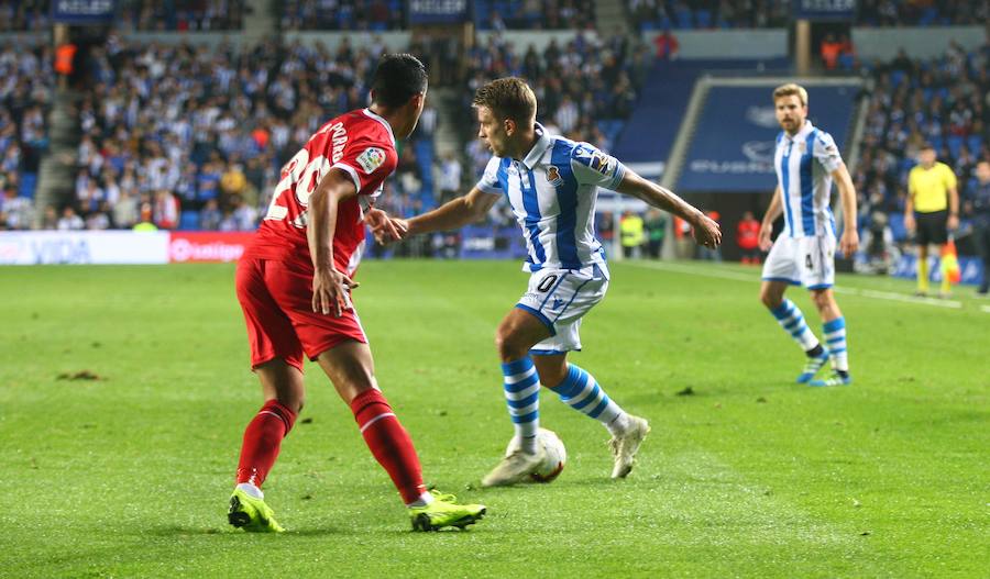 La Real Sociedad y el Girona han empatado (0-0) en el partido disputado el lunes por la noche en el estadio de Anoeta.. 