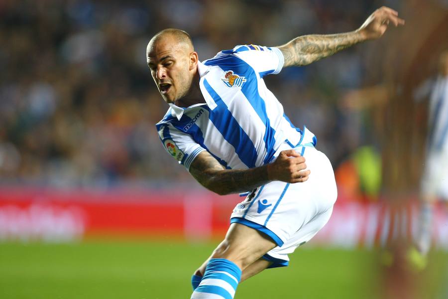 La Real Sociedad y el Girona han empatado (0-0) en el partido disputado el lunes por la noche en el estadio de Anoeta.. 