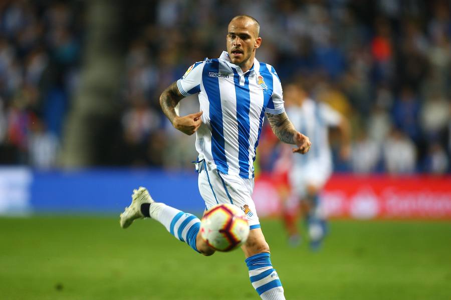 La Real Sociedad y el Girona han empatado (0-0) en el partido disputado el lunes por la noche en el estadio de Anoeta.. 