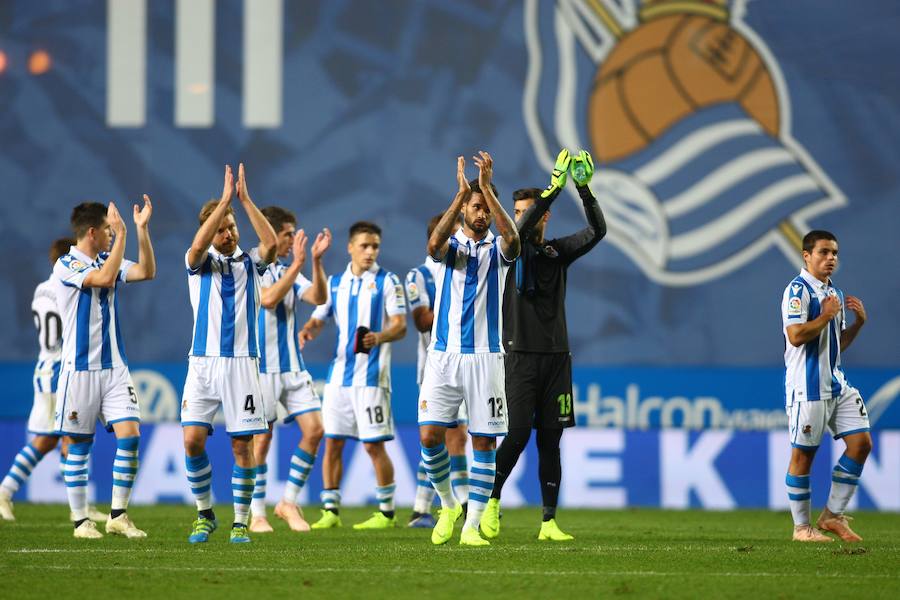 La Real Sociedad y el Girona han empatado (0-0) en el partido disputado el lunes por la noche en el estadio de Anoeta.. 