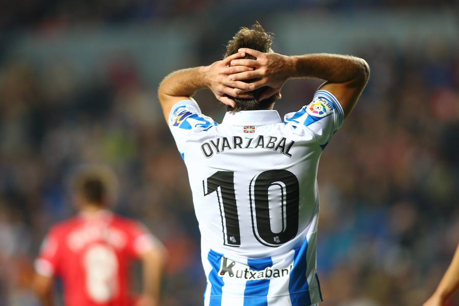 La Real Sociedad y el Girona han empatado (0-0) en el partido disputado el lunes por la noche en el estadio de Anoeta.. 
