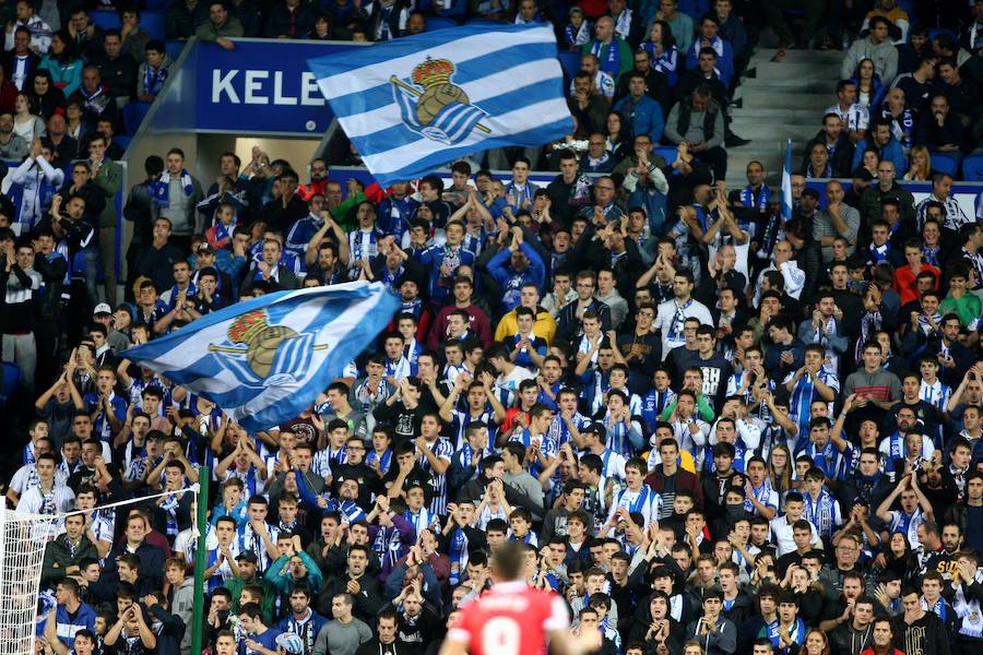 La Real Sociedad y el Girona han empatado (0-0) en el partido disputado el lunes por la noche en el estadio de Anoeta.. 