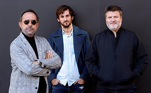 Gastón Duprat, Raúl Arévalo y Guillermo Francesa.