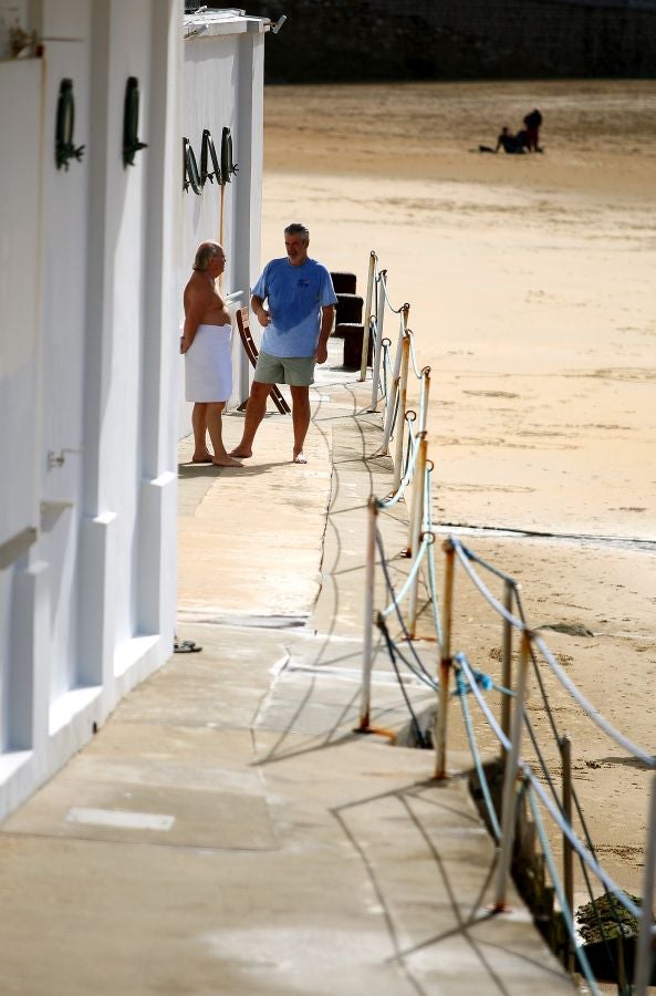 Euskadi está ya lista para el primer temporal del otoño. Viento, lluvia, nieve, olas... serán protagonistas cuando menos en las próximas 36 horas. 