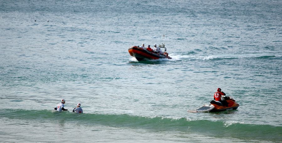 Euskadi está ya lista para el primer temporal del otoño. Viento, lluvia, nieve, olas... serán protagonistas cuando menos en las próximas 36 horas. 