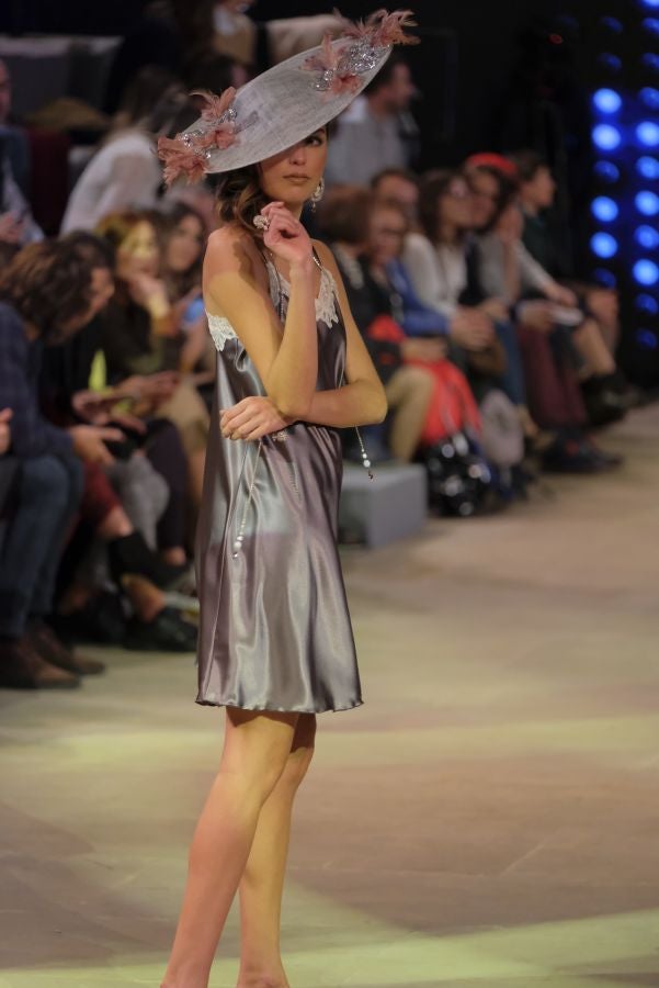 Otro año más, San Telmo se vuelve a vestir de gala para acoger una intensa jornada de desfiles en la que los diseñadores de prestigiosas marcas pueden mostrar sus nuevas creaciones. 