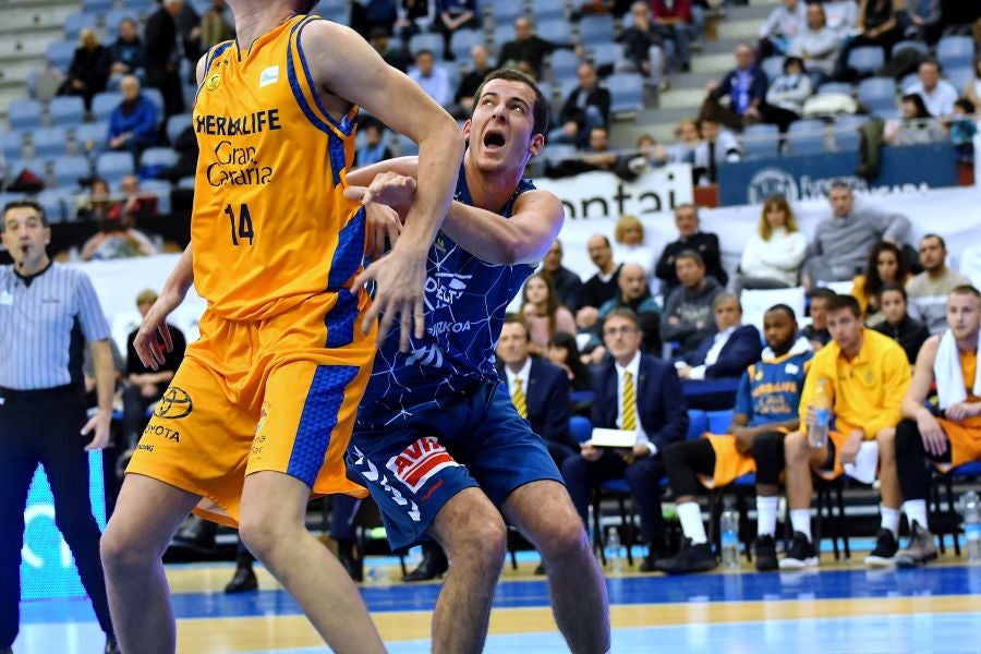 El GBC logra su primera victoria tras vencer con claridad esta tarde en Illunbe al Gran Canaria (74-63). 
