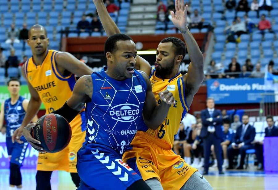 El GBC logra su primera victoria tras vencer con claridad esta tarde en Illunbe al Gran Canaria (74-63). 