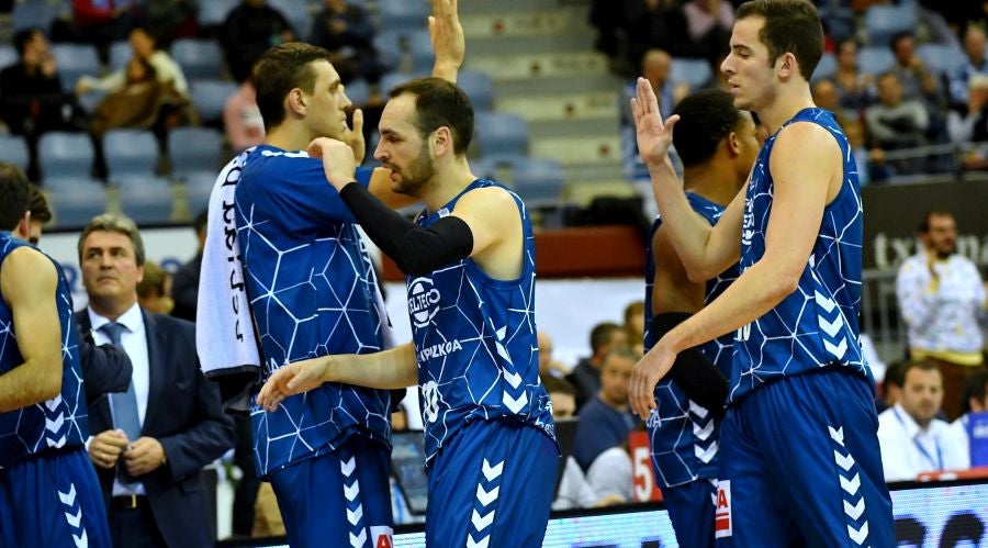 El GBC logra su primera victoria tras vencer con claridad esta tarde en Illunbe al Gran Canaria (74-63). 