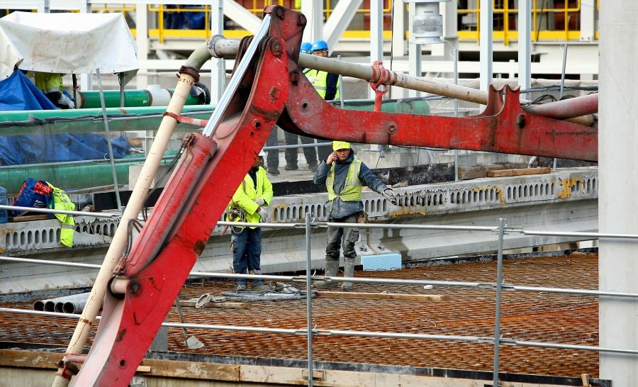 Los miembros de la Comisión de Medioambiente y de Gobernanza de las Juntas Generales han visitado junto con el Diputado de Medioambiente, José Ignacio Asensio el complejo medioambiental de Gipuzkoa. 