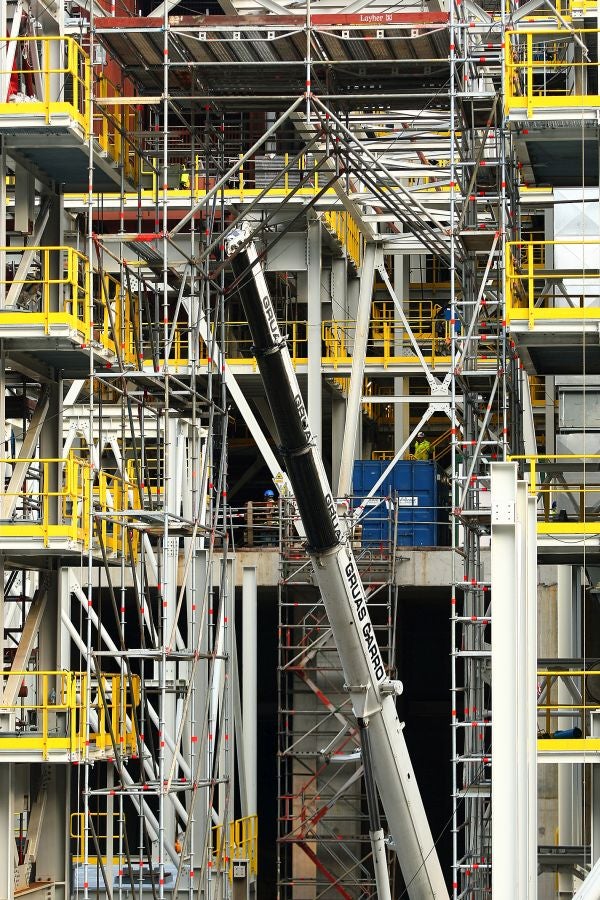 Los miembros de la Comisión de Medioambiente y de Gobernanza de las Juntas Generales han visitado junto con el Diputado de Medioambiente, José Ignacio Asensio el complejo medioambiental de Gipuzkoa. 