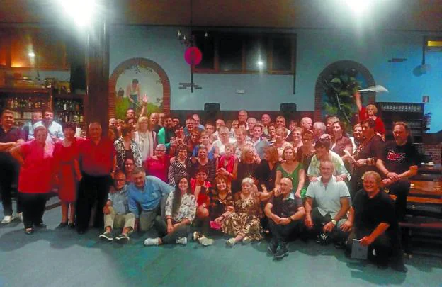 Noventa torrecillanos afincados en Donostia y otras localidades guipuzcoanas se reunieron en su encuentro anual.