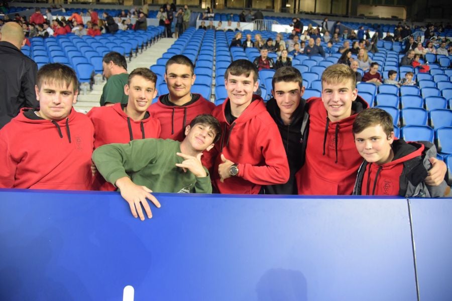 Los más pequeños han sido los protagonistas de este sábado al inaugurar la Behobia Txiki, y batir record de asistencia. 