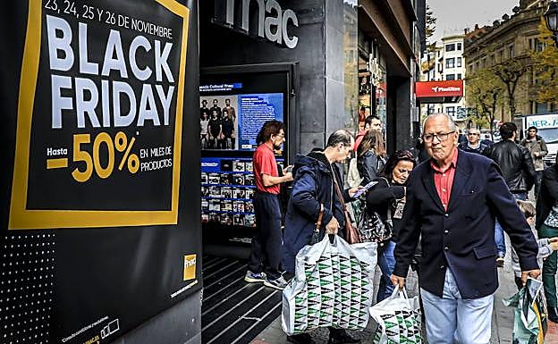 Los españoles gastarán más que nunca durante este 'Black Friday'