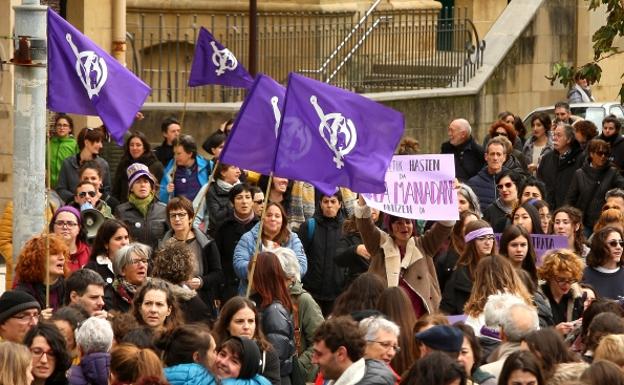 Galería. Manifestación contra la violencia machista en Donostia. 