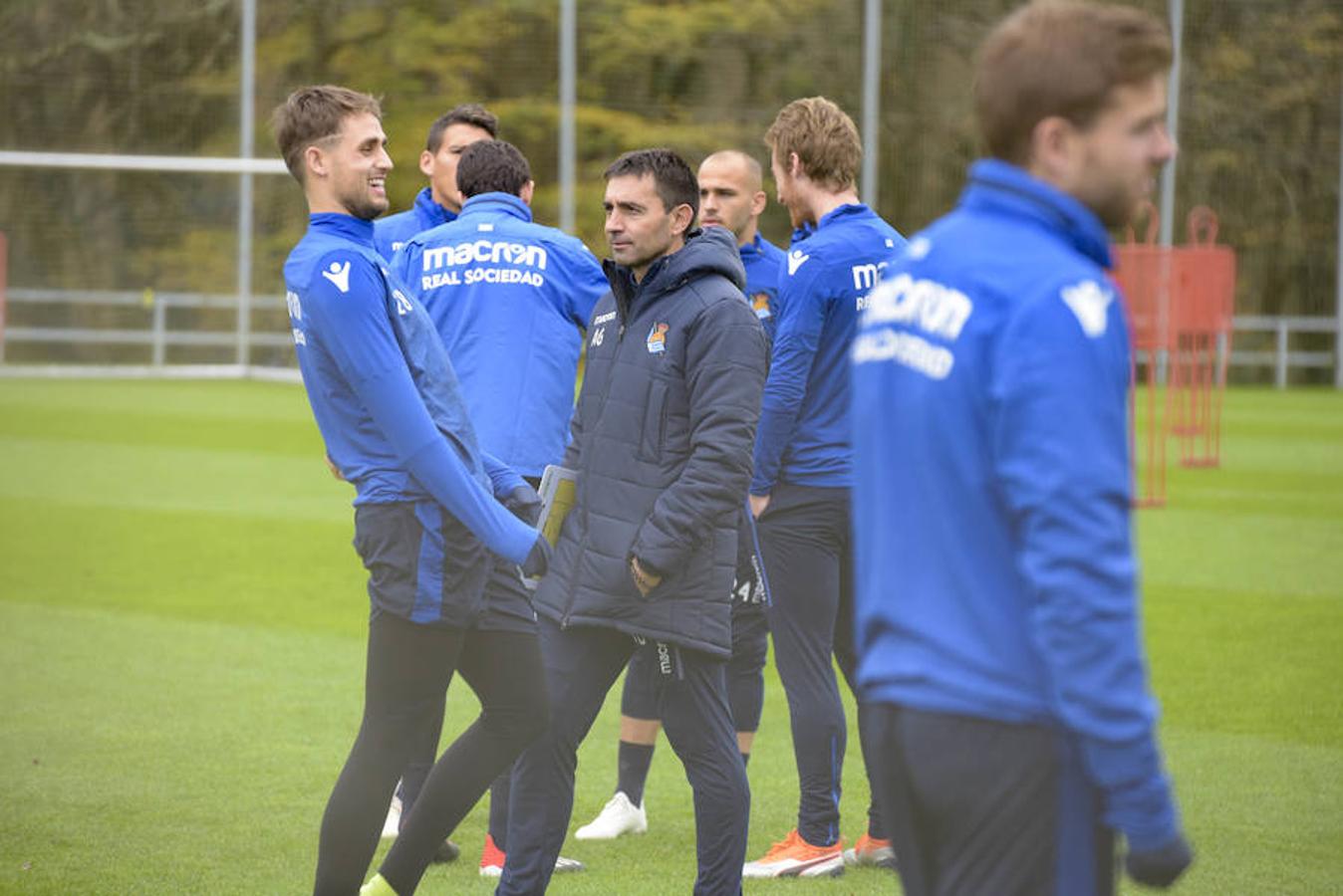 Los de Asier Garitano han efectuado el último entrenamiento de la semana antes de medirse este domingo al Betis en Sevilla