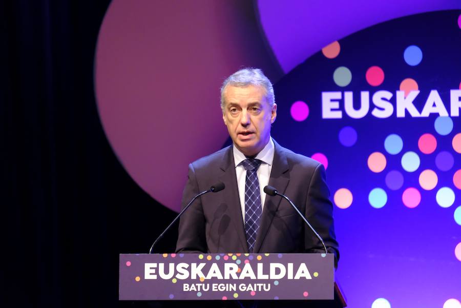Fotos: El Día Internacional del Euskera, en el Kursaal