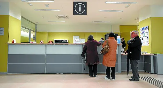 El Hospital de Eibar ha atendido a más de 13.000 personas y ha acogido 16.000 consultas. 