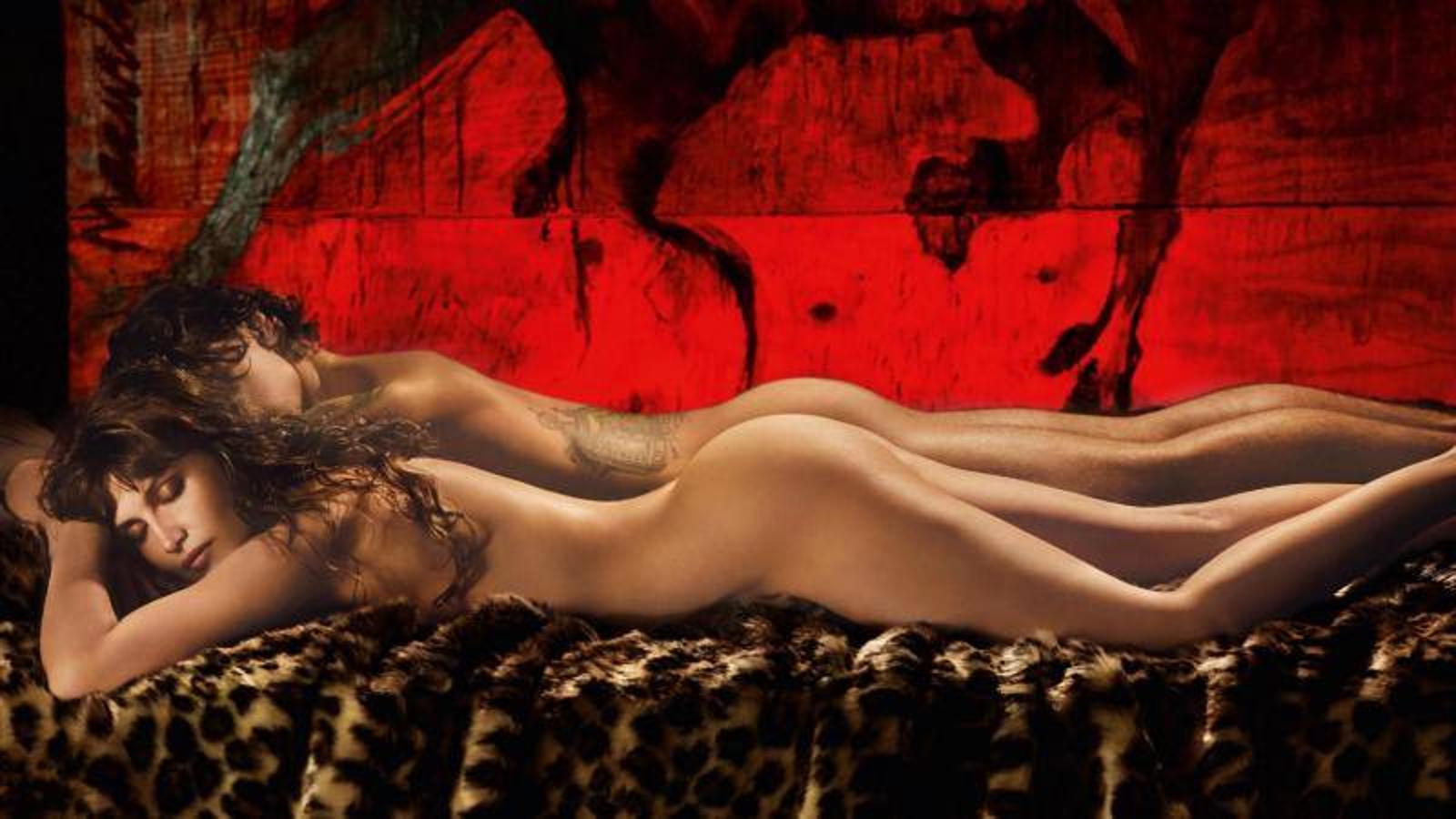 La marca de neumáticos Pirelli ha presentado en Milán 'Dreaming', el calendario de 2019, con imágenes del fotógrafo escocés Albert Watson. Un trabajo que tiene como protagonistas a cuatro mujeres, la modelo Gigi Hadid, las actrices Julia Garner y Laetitia Casta y la bailarina Misty Copeland. En las escenas también aparecen los bailarines Sergei Polunin y Calvin Royal III y el diseñador de moda norteamericano Alexander Wang.