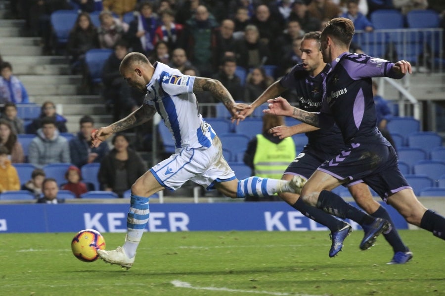 Los txuri-urdin se volcaron contra la portería rival sin ser capaces de materializar las numerosas ocasiones de gol (1-2). 