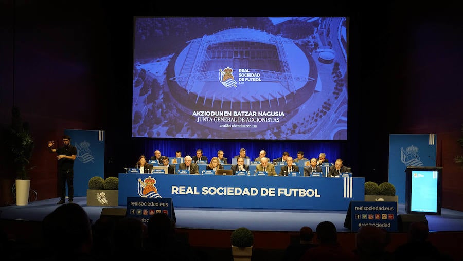 El club txuri urdin celebra su asamblea anual, en la que se definirán las claves del futuro