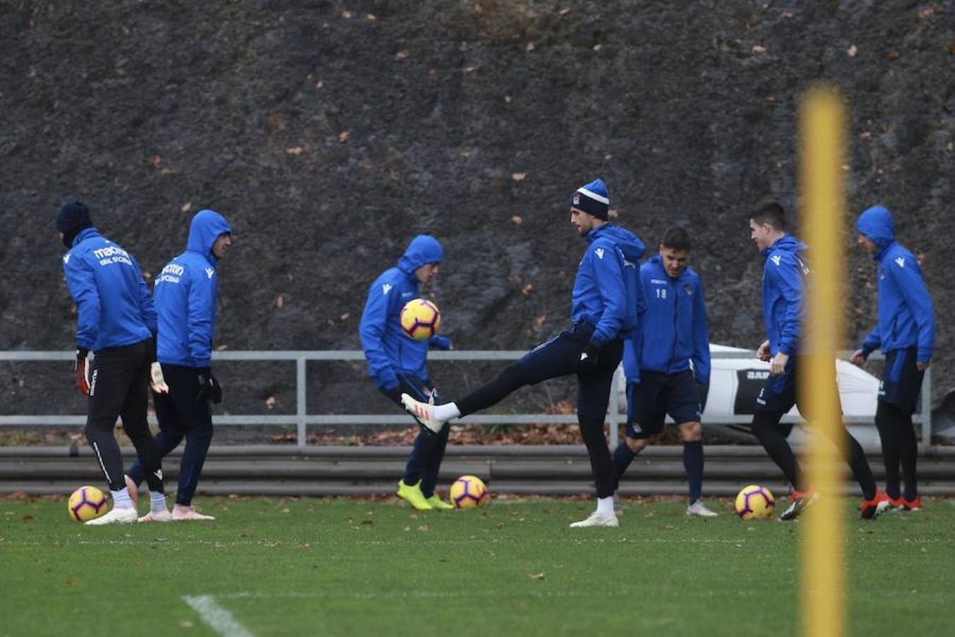 El equipo txuri-urdin se ha ejercitado hoy en Zubieta antes de medirse este sábado al Getafe