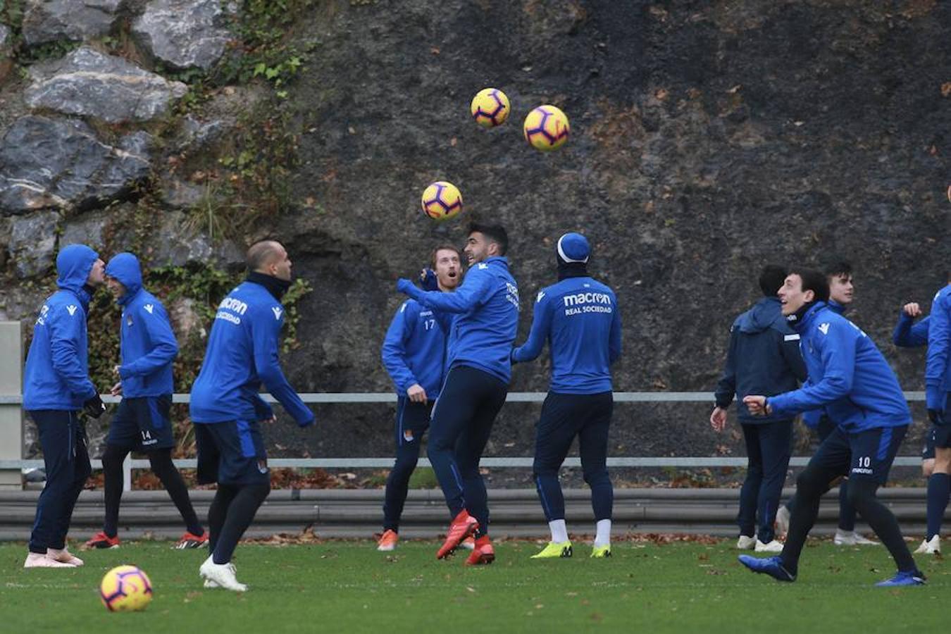 El equipo txuri-urdin se ha ejercitado hoy en Zubieta antes de medirse este sábado al Getafe