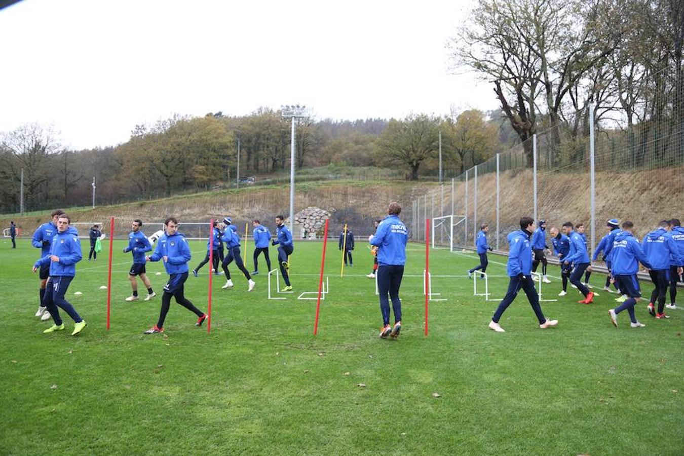 El equipo txuri-urdin se ha ejercitado hoy en Zubieta antes de medirse este sábado al Getafe