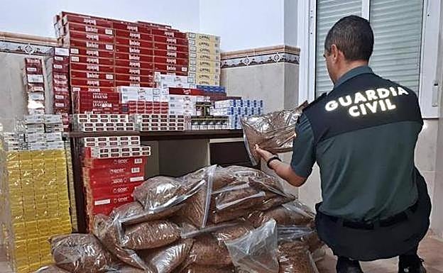 Piden 4 años para una red de contrabandistas que llevaba tabaco de Gipuzkoa a Irlanda