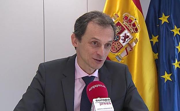 El ministro Duque defiende a Christian Gálvez