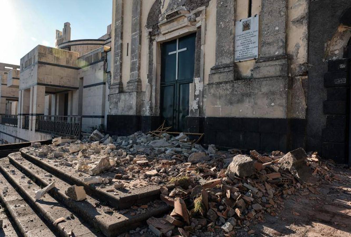 El presidente de la región italiana declara el estado de calamidad después del terremoto de 4,8 grados vinculado a la erupción del volcán