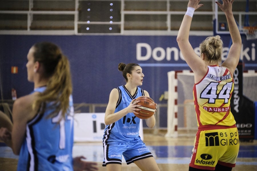 IDK Gipuzkoa ha perdido esta tarde en el Gasca 60-74 ante el líder de la Liga Día el Girona.